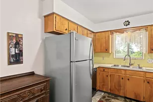 548 Gibbs Rd, Akron, OH 44312 - Photo 14