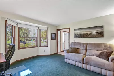 970 Scenic Lane, Green Hills, OH 44131 - Photo 8