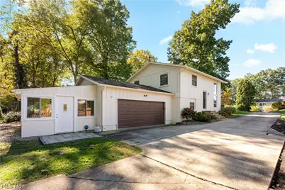 6274 Woodmoor Avenue NW, Canton, OH 44718 - Photo 28
