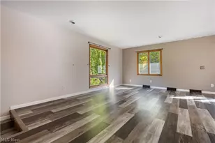 1734 E Broad St, Louisville, OH 44641 - Photo 16