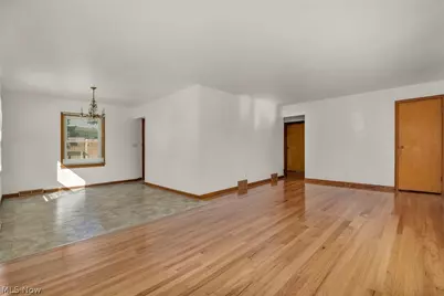 2721 Maitland Avenue, Cuyahoga Falls, OH 44223 - Photo 8