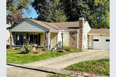 2711 Ironwood Street, Cuyahoga Falls, OH 44221 - Photo 2