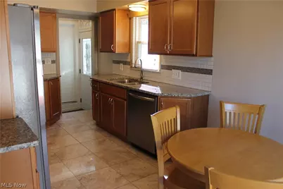 1880 Baker Avenue, Akron, OH 44312 - Photo 4