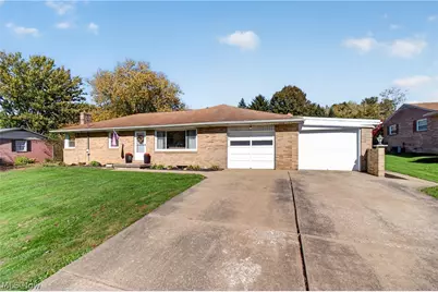 5701 Rosedale Street, Louisville, OH 44641 - Photo 2