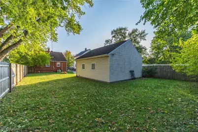 16936 Woodbury Avenue, Loveland, OH 44135 - Photo 40