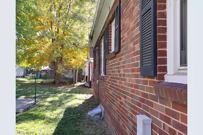 1409 Beardsley Street, Akron, OH 44301 - Photo 28