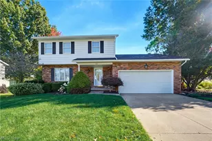 3317 Cherrywood Dr, Barberton, OH 44203 - Photo 1