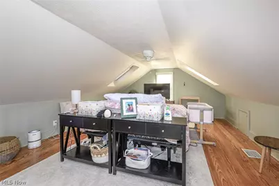 339 E Ford Avenue, Barberton, OH 44203 - Photo 22
