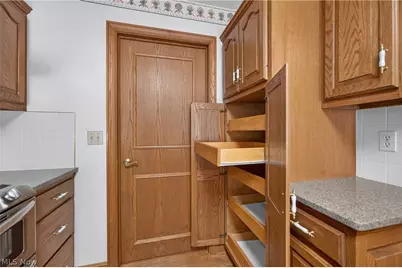 601 Sonora Drive, Barberton, OH 44203 - Photo 16