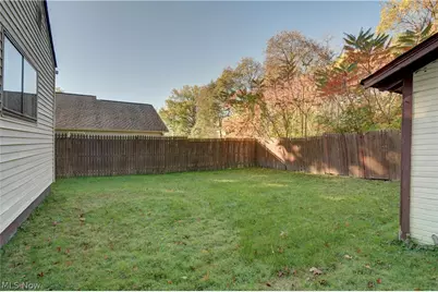 668 Mallison Avenue, Akron, OH 44307 - Photo 22