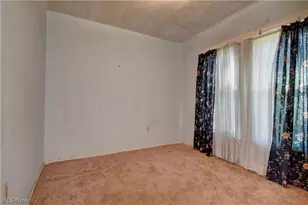 668 Mallison Ave, Akron, OH 44307 - Photo 12