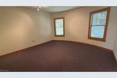 631 W Exchange Street, Akron, OH 44302 - Photo 8