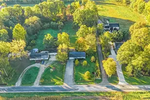 3317 Fox Lake Rd, Wooster, OH 44691 - Photo 2