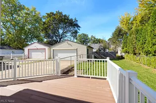 2642 6th St, Cuyahoga Falls, OH 44221 - Photo 24