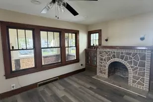 659 Glendora Ave, Akron, OH 44320 - Photo 4