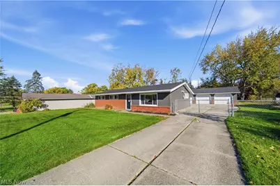 1725 Pike Parkway, Streetsboro, OH 44241 - Photo 2
