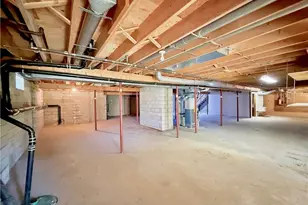 6899 Corrine Dr NW, Canton, OH 44718 - Photo 42