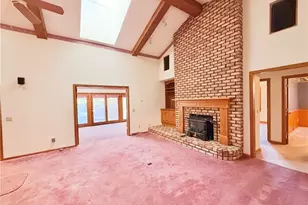 6899 Corrine Dr NW, Canton, OH 44718 - Photo 2