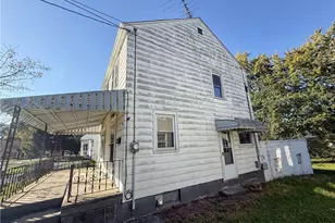 891 Davies Ave, Akron, OH 44306 - Photo 2