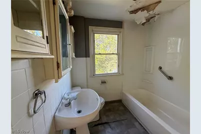 891 Davies Avenue, Akron, OH 44306 - Photo 14