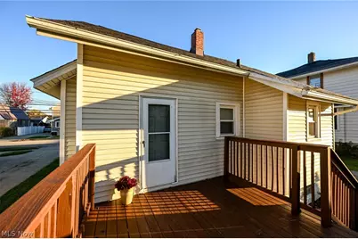 1366 Prospect Street, Barberton, OH 44203 - Photo 18