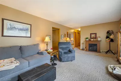 3112 N Bender Avenue, Akron, OH 44319 - Photo 6
