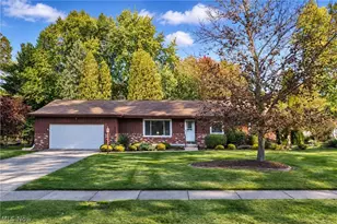 651 Ivywood Dr, Tallmadge, OH 44278 - Photo 1