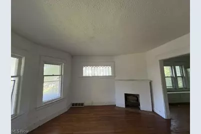 10114 Parkgate Avenue, Loveland, OH 44108 - Photo 4