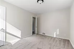 1332 Greenwood Ave, Akron, OH 44320 - Photo 12