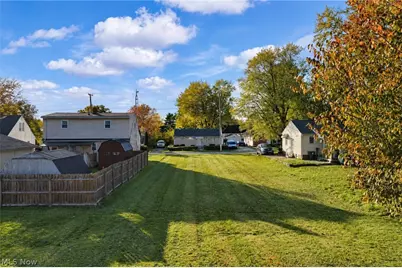 2917 Kirby Avenue NE, Canton, OH 44705 - Photo 8