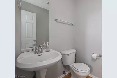 648 Cornell Drive, Grandview Heights, OH 44147 - Photo 12