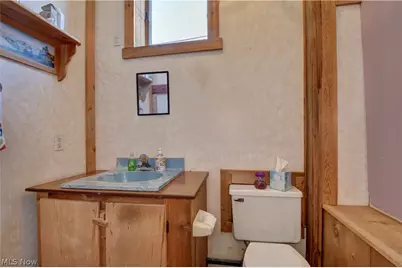 118 Factory Street SE, Sugarcreek, OH 44681 - Photo 4