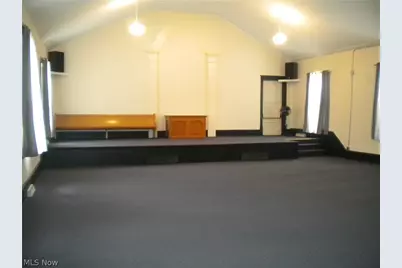 139 W State Street, Barberton, OH 44203 - Photo 12
