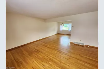 5650 Cascade Court, Green Hills, OH 44131 - Photo 6