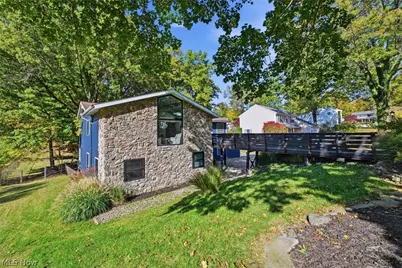 2667 Olentangy Drive, Akron, OH 44333 - Photo 2