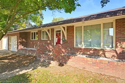 811 Hunt Street, Akron, OH 44306 - Photo 4