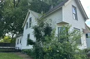 1027 E 70th St, Loveland, OH 44103 - Photo 1