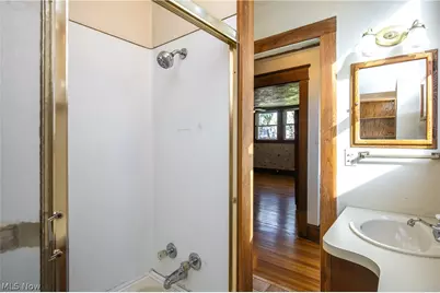 405 Saint Leger Avenue, Akron, OH 44305 - Photo 24