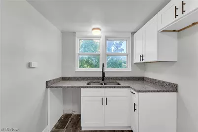 10518 Parkhurst Drive #UP/3, Loveland, OH 44111 - Photo 8