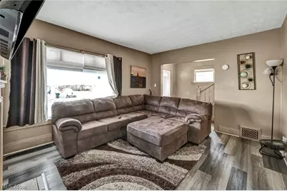 7914 Dorver Avenue, Loveland, OH 44105 - Photo 12