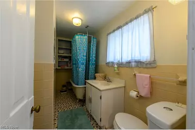 2046 Fairview Avenue, Loveland, OH 44106 - Photo 18