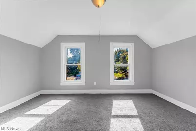 6706 Lawn Avenue, Loveland, OH 44102 - Photo 18