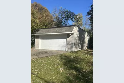 16001 Westview Avenue, Loveland, OH 44128 - Photo 6