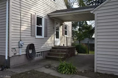 950 Reed Avenue, Akron, OH 44306 - Photo 2