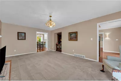 8411 N Bluff Drive, Grandview Heights, OH 44147 - Photo 18