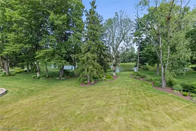 4056 Glenmoor Road NW, Canton, OH 44718 - Photo 8