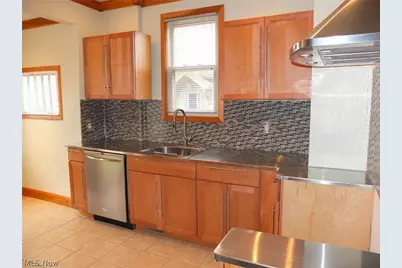 519 21st Street NW, Canton, OH 44709 - Photo 2