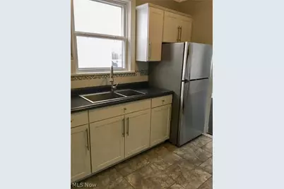 1919 Frazer Avenue NW, Canton, OH 44709 - Photo 2