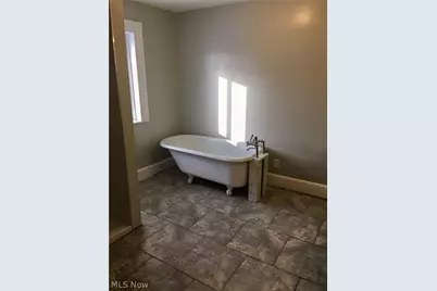 1919 Frazer Avenue NW, Canton, OH 44709 - Photo 16