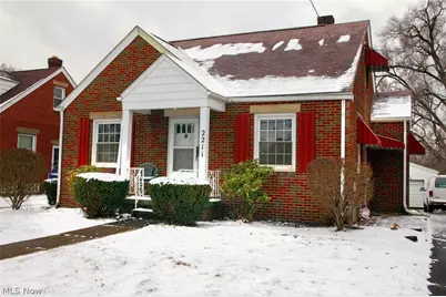 2211 Myrtle Avenue NW, Canton, OH 44709 - Photo 2